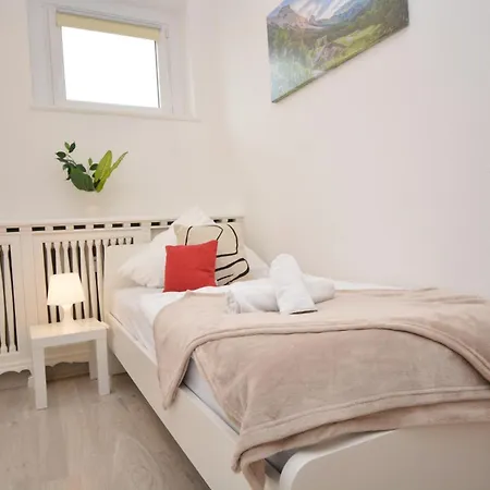 03 - Für Firmen Apartamento *